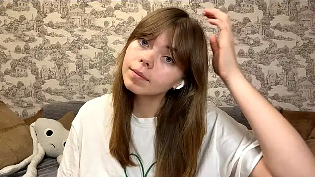 CoralinaEastoy online show from 28, 9, 2025
