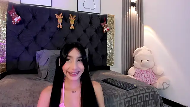 Snapshot of Dulce_Maay chatting on 28, 11, 2025 Dulce Maay online show from 28, 11, 2025