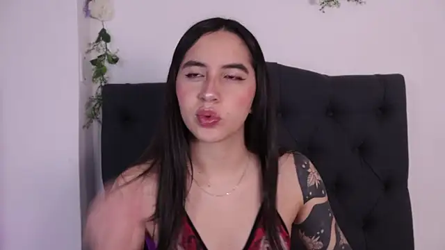 kaylee lee online show from 17, 4, 2026