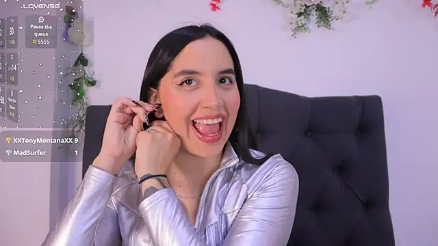 Snapshot of kaylee_lee chatting on 6, 7, 2026 kaylee lee online show from 6, 7, 2026