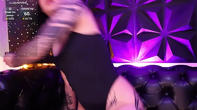 kaylee lee online show from 29, 11, 2025