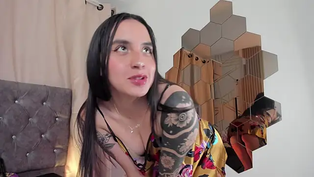 kaylee lee online show from 13, 1, 2026