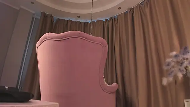 Naomi   Rias online show from 17, 10, 2025