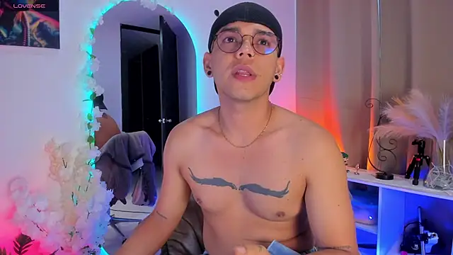 Snapshot of jhosepMoreno chatting on 20, 5, 2026 jhosepMoreno online show from 20, 5, 2026