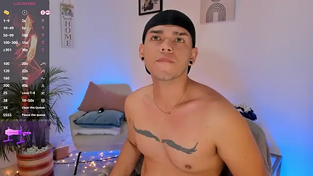 Snapshot of jhosepMoreno chatting on 22, 9, 2025 jhosepMoreno online show from 22, 9, 2025