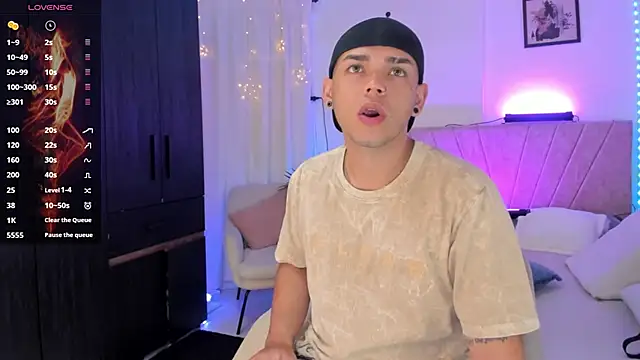 Snapshot of jhosepMoreno chatting on 17, 9, 2025 jhosepMoreno online show from 17, 9, 2025