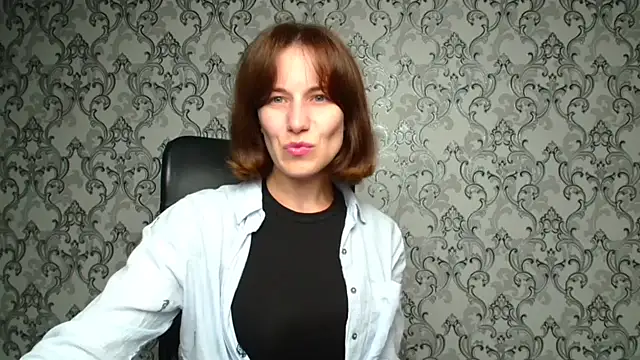 Snapshot of Kelly_Kisss chatting on 24, 10, 2025 Kelly Kisss online show from 24, 10, 2025