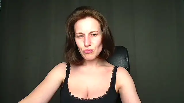 Kelly Kisss online show from 22, 4, 2026