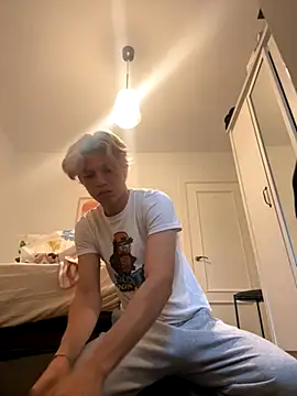 pbyariel- online show from 4, 11, 2025