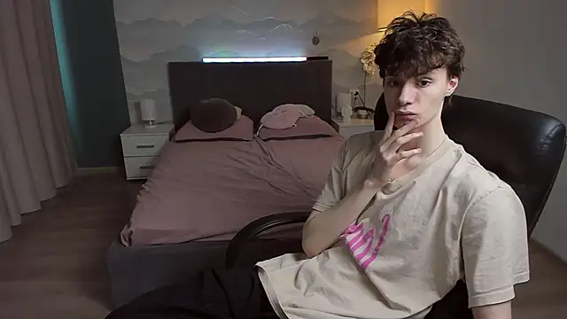 Edvard Blare online show from 15, 11, 2025