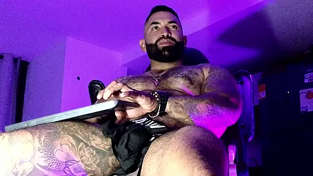 Snapshot of Max-prada chatting on 18, 2, 2026 Max-prada online show from 18, 2, 2026