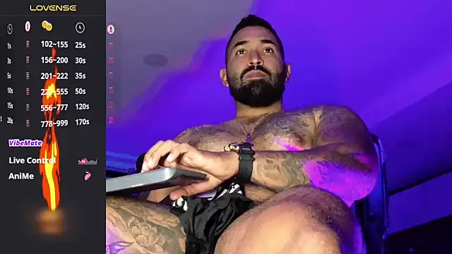 Snapshot of Max-prada chatting on 17, 6, 2026 Max-prada online show from 17, 6, 2026