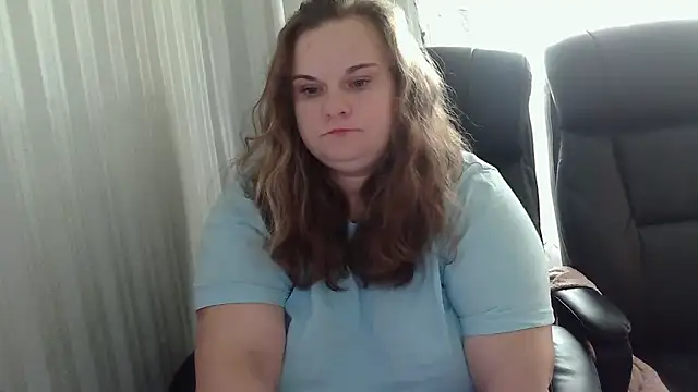 HollyXEva online show from 28, 9, 2025