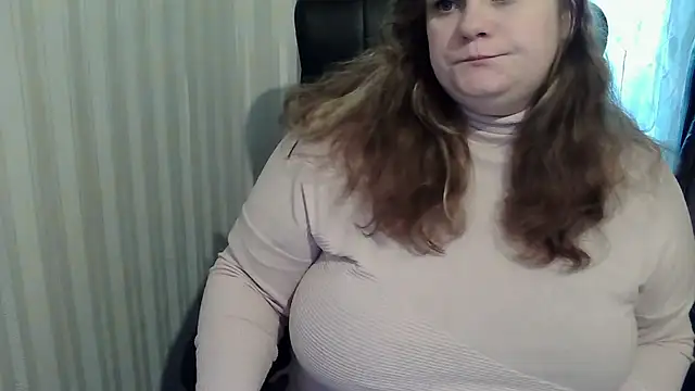 HollyXEva online show from 30, 9, 2025