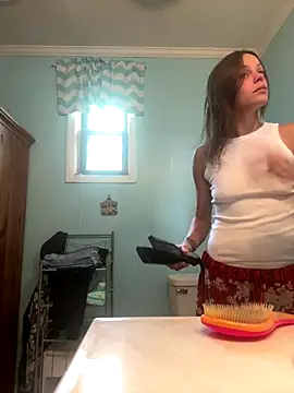 Candy Shower online show from 11, 9, 2025