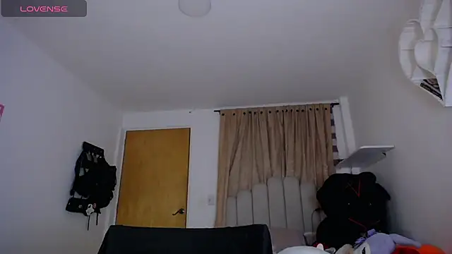 dayis sweet online show from 25, 3, 2026