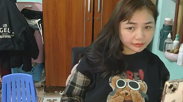 Uhem112 online show from 28, 11, 2025