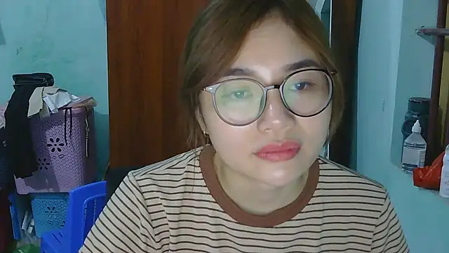 Uhem112 online show from 18, 10, 2025