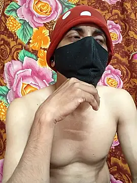 Seducing couple online show from 3, 2, 2026