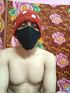 Seducing couple online show from 6, 3, 2026