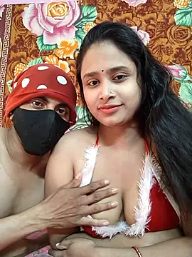 Seducing couple online show from 15, 1, 2026
