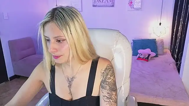 Jennaa Cooper online show from 15, 12, 2025