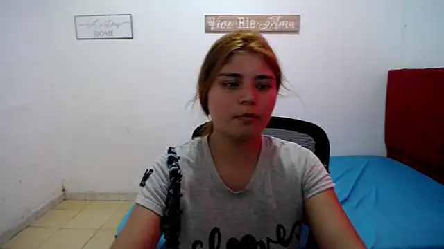 Snapshot of keilicita_tonny_18 chatting on 9, 9, 2025 keilicita tonny 18 online show from 9, 9, 2025