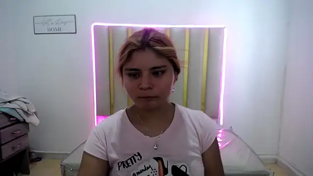 Snapshot of keilicita_tonny_18 chatting on 27, 9, 2025 keilicita tonny 18 online show from 27, 9, 2025