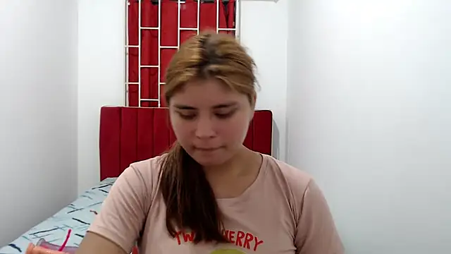 Snapshot of keilicita_tonny_18 chatting on 4, 10, 2025 keilicita tonny 18 online show from 4, 10, 2025