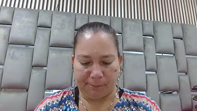 Snapshot of loly47 chatting on 8, 10, 2025 loly47 online show from 8, 10, 2025