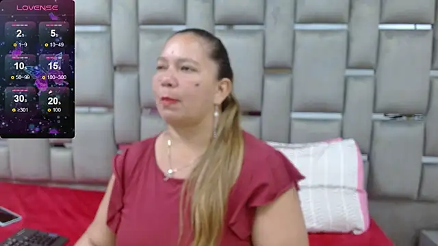 Snapshot of loly47 chatting on 2, 10, 2025 loly47 online show from 2, 10, 2025