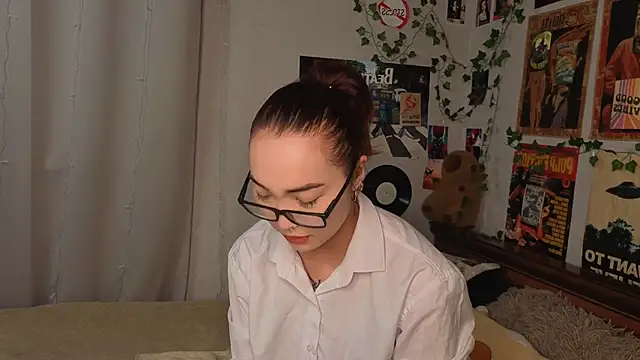 OdetteBiddy online show from 28, 11, 2025