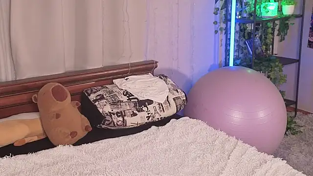 OdetteBiddy online show from 14, 12, 2025