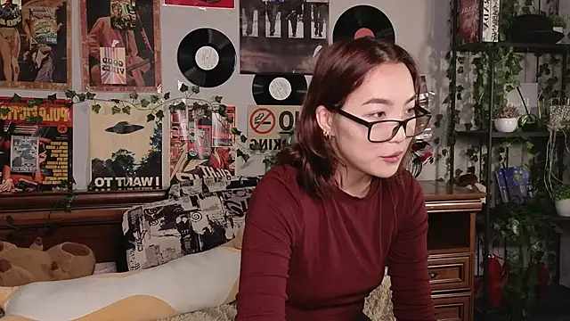 OdetteBiddy online show from 9, 11, 2025