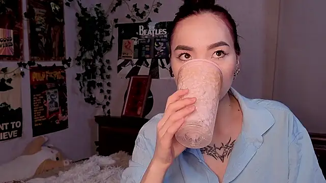 OdetteBiddy online show from 4, 3, 2026