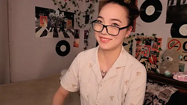 OdetteBiddy online show from 30, 11, 2025