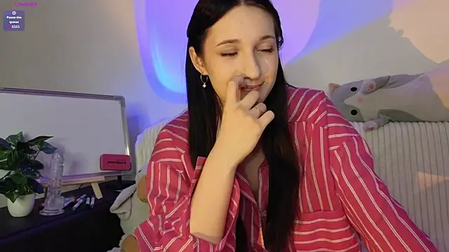 OdelynBagge online show from 26, 11, 2025