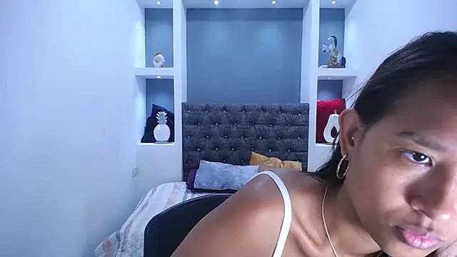 LauraMossart online show from 8, 10, 2025