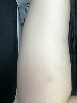 Snapshot of Briana_Hottt chatting on 6, 6, 2026 Briana Hottt online show from 6, 6, 2026