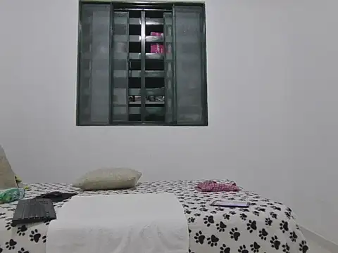 skinnylatino51 online show from 3, 10, 2025