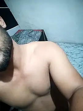 Kartikkartik8595 online show from 9, 11, 2025