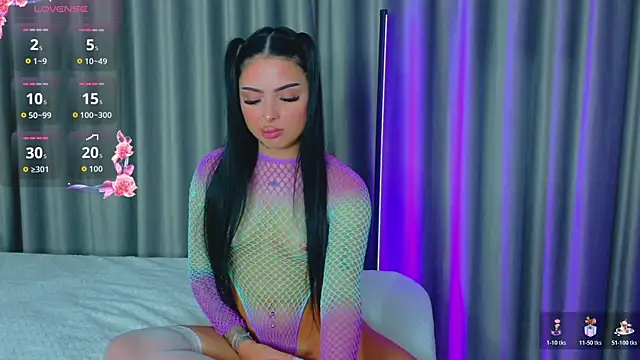 AshleyEttheenn online show from 18, 11, 2025