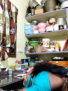 papukurty online show from 6, 3, 2026