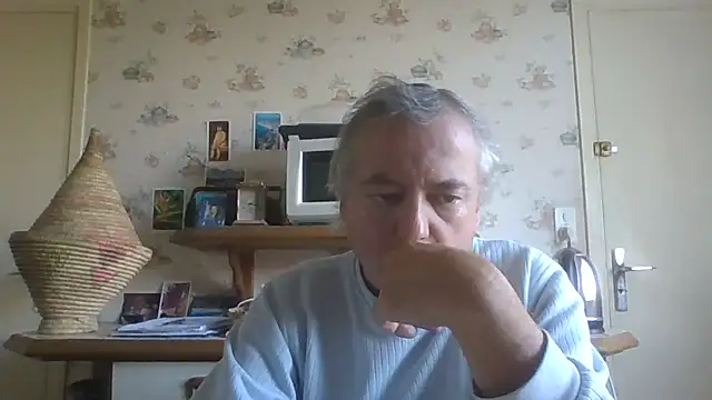 Snapshot of gegevincent chatting on 12, 10, 2025 gegevincent online show from 12, 10, 2025