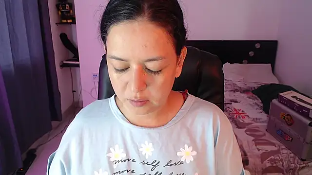 Snapshot of Abbyjoness21 chatting on 16, 10, 2025 Abbyjoness21 online show from 16, 10, 2025