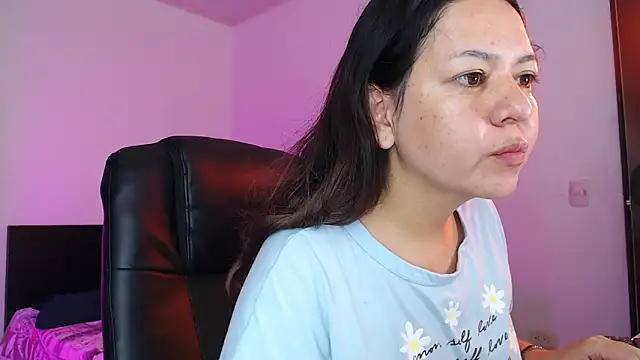 Abbyjoness21 online show from 25, 11, 2025