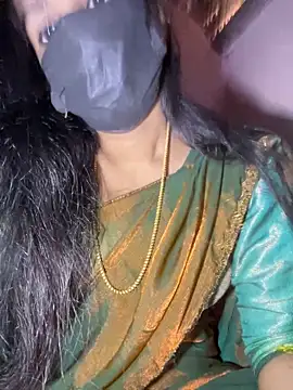 umairahaasan 1 online show from 17, 4, 2026