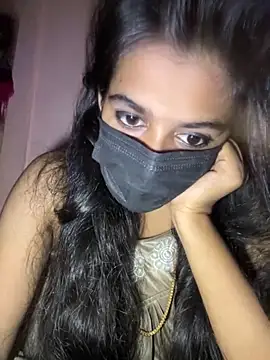 umairahaasan 1 online show from 15, 4, 2026