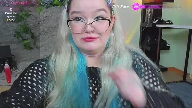 Snapshot of _CandyM1lky_ chatting on 10, 11, 2025 CandyM1lky online show from 10, 11, 2025