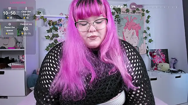  CandyM1lky  online show from 5, 5, 2026